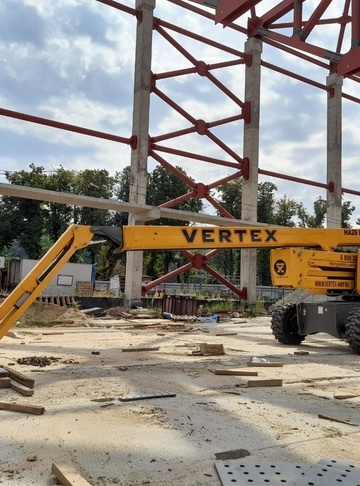 Коленчатые подъемники от VERTEX участвуют в строительстве крупнейшего теннисного комплекса в стране