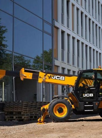 Телескопический погрузчик JCB 540-140 - фото на объекте