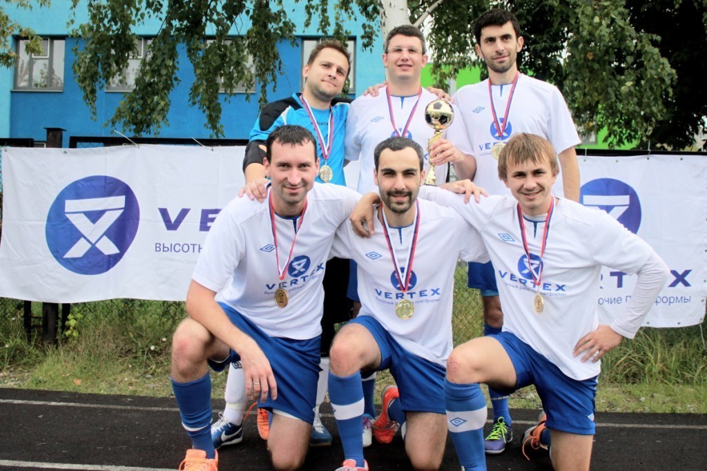 Команда VERTEX заняла первое место в турнире по мини-футболу