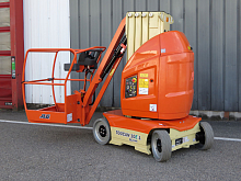 Вертикальный подъемник JLG T10E-L фото 3