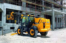 Телескопический погрузчик JCB 540-170 фото 3