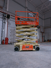 Ножничный подъемник JLG 10RS фото 2